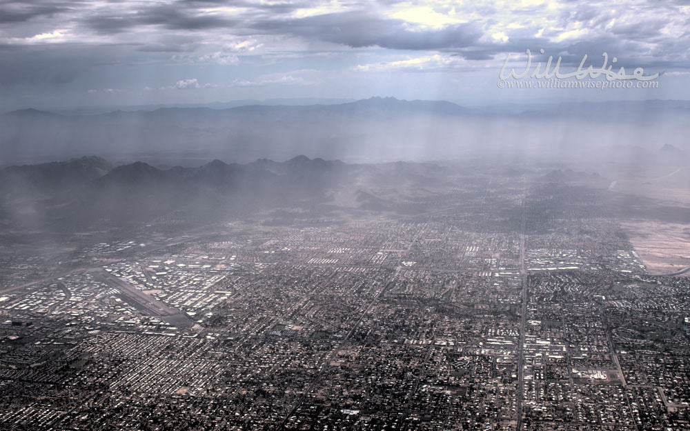 Hot and Hazy Phoenix Arizona from airplane Picture